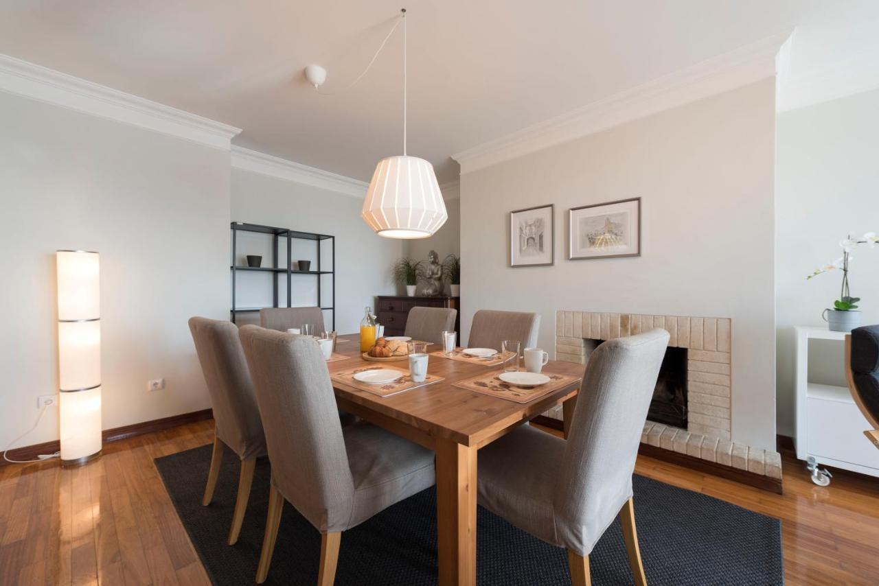 Lovelystay - Charming 3Br Flat W/ Free Parking In Devesas Vila Nova de Gaia Luaran gambar