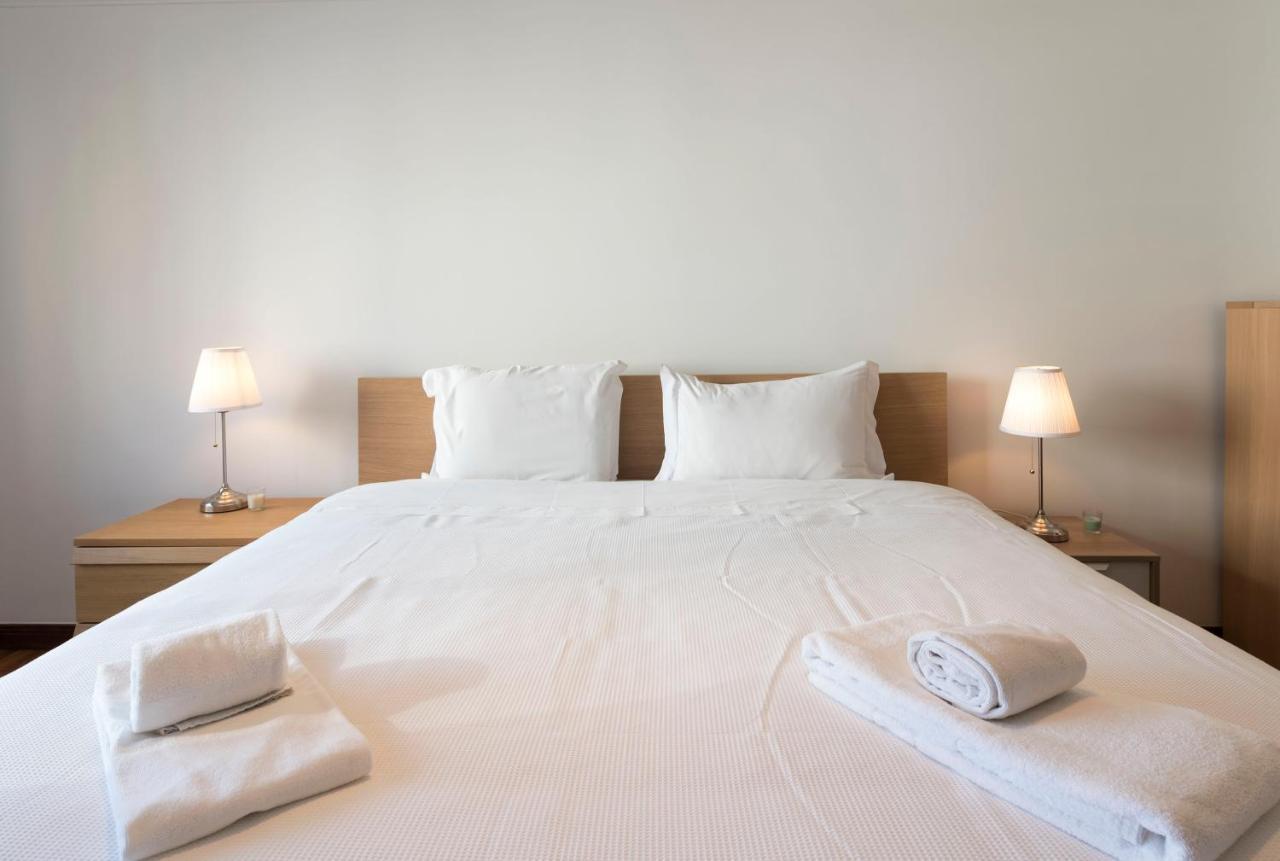 Lovelystay - Charming 3Br Flat W/ Free Parking In Devesas Vila Nova de Gaia Luaran gambar
