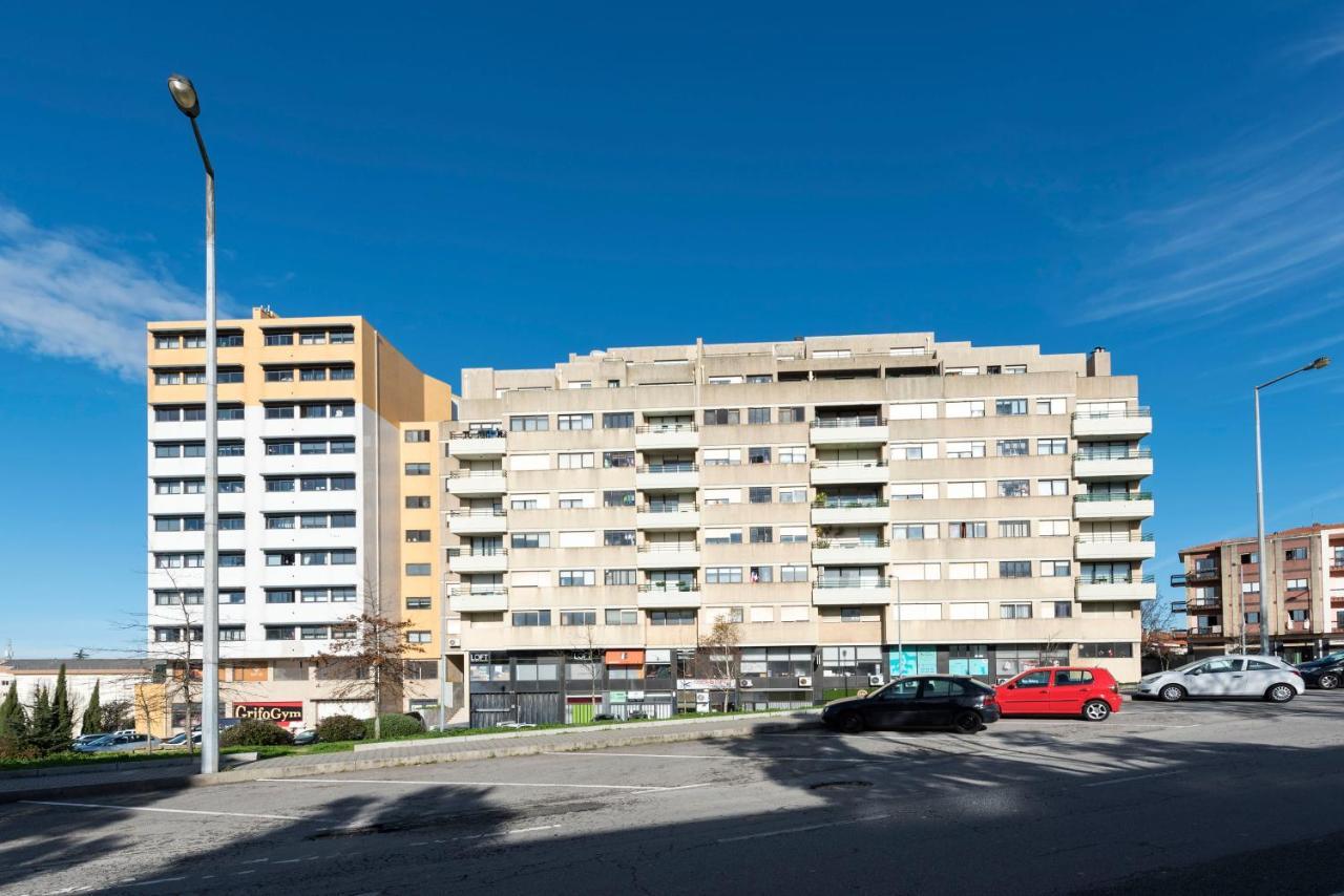 Lovelystay - Charming 3Br Flat W/ Free Parking In Devesas Vila Nova de Gaia Luaran gambar