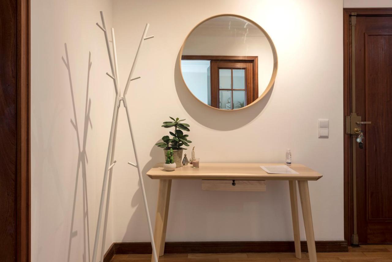 Lovelystay - Charming 3Br Flat W/ Free Parking In Devesas Vila Nova de Gaia Luaran gambar