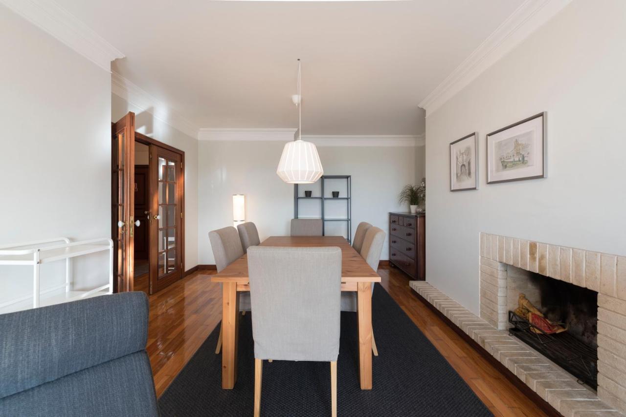 Lovelystay - Charming 3Br Flat W/ Free Parking In Devesas Vila Nova de Gaia Luaran gambar